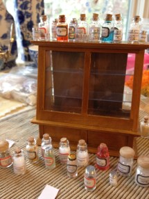 LabelingTheMiniatureChemicals-.2