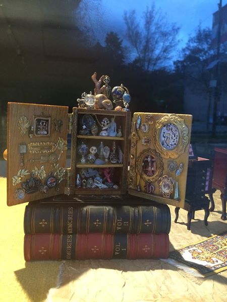 MicroMiniatureCabinetOfCuriosities